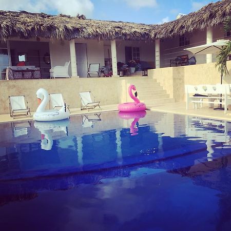 El Monte Azul Bed & Breakfast Las Galeras Exterior photo